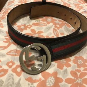Unisex Gucci belt size 32